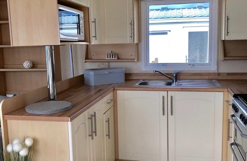 Monreith Cabin | Beautifully Presented 2 Bedroom Static Caravan