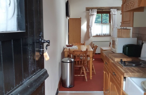 Redbrook Cottage | Beautiful 1-bed Cottage in Trellech