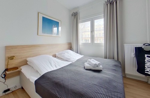 Frederiksberg C Apartment | Beautiful 1-bed in Frederiksberg C - 209