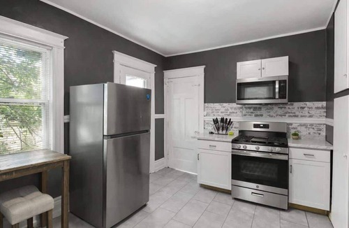 Rochester Apartment | Beautiful 1 Bed Near All Attractions