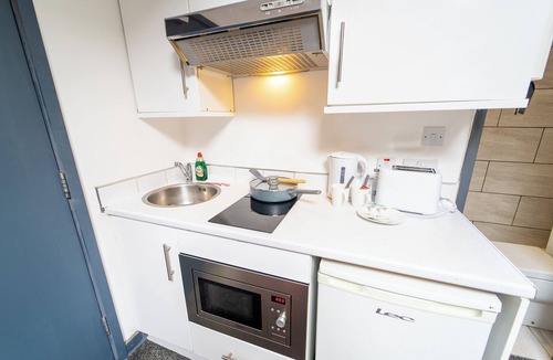 Selly Oak Apartment | Beautiful 1-Bed Studio in Birmingham