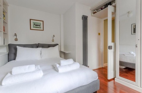 Kennington Apartment | Beautiful 1-Bed with Garden