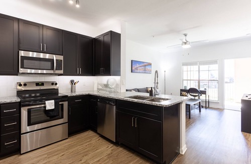 Austin Apartment | Beautiful 1 Bedroom 15 Minutes From Austin Airport