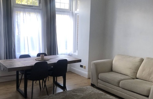 St. Leonard's Apartment | Beautiful 1 Bedroom apartment