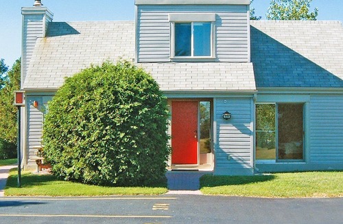 Collingwood Apartment | Beautiful 1 bedroom unit at resort, sleeps 4
