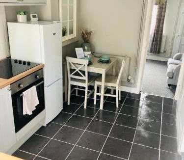 Oadby House | Beautiful, 1 Bedroom Cottage