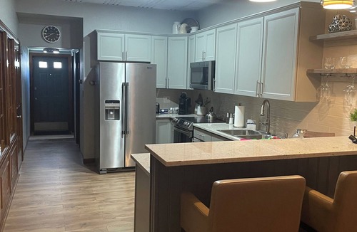 Cumberland Apartment | Beautiful 1-bedroom home in charming Cumberland. Convenient downtown location.