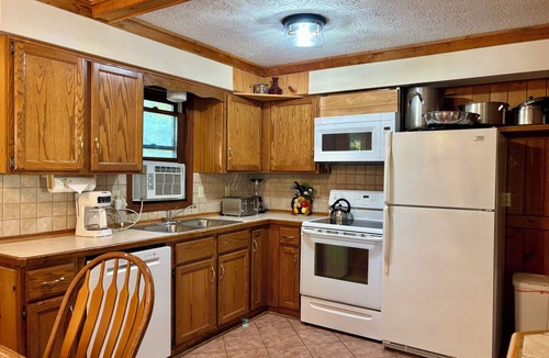 Great Valley Ski Chalet | Beautiful 12 Bdrm Rustic Chalets Built For Large Group Entertaining w/Privacy