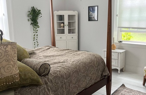 Essex Other | Beautiful 1820 Brickhouse overlooking the Adirondack mountains