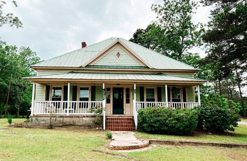 Tarrytown House | Beautiful 1951 home.