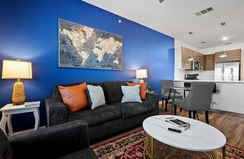 Riverside Apartment | Beautiful 1BR in Riverside 5432