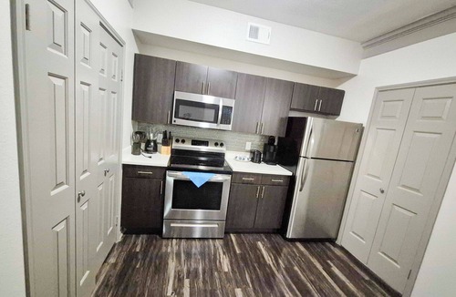 North Burnet Apartment | Beautiful 1BR Next to The Domain 4516