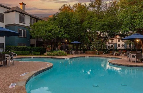 North Burnet Apartment | Beautiful 1BR Next to The Domain 4516