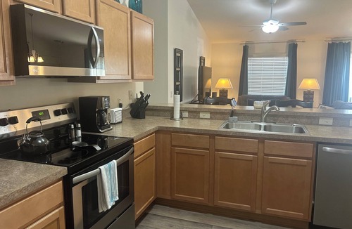 Village of Collier House | Beautiful 2/2 Patio Villa w/cart in Village of Collier close to Brownwood Square