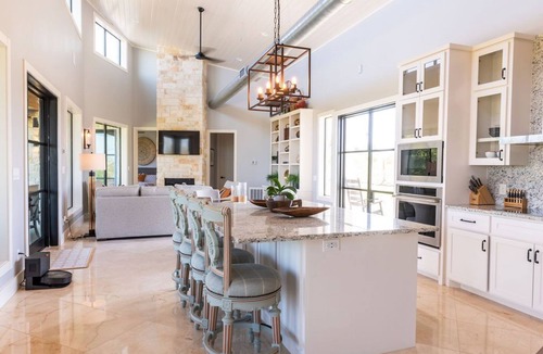 Washington Villa | Beautiful 2-bed/2-bath villa overlooking Texas Winery, one hour from Houston