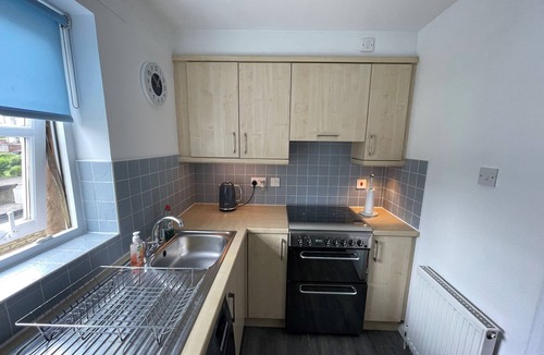 Renfrew Apartment | Beautiful 2-bed Apartment in Renfrew