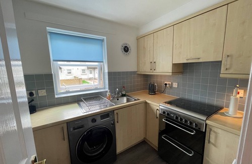 Renfrew Apartment | Beautiful 2-bed Apartment in Renfrew