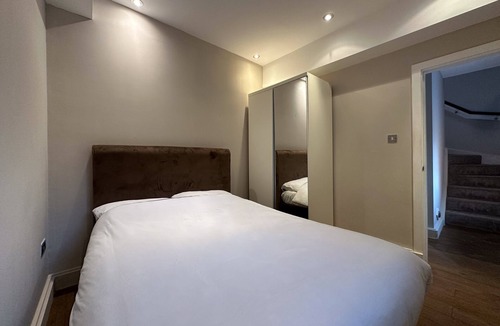 Whitefield Apartment | Beautiful 2 bed duplex apartment with gated parking.