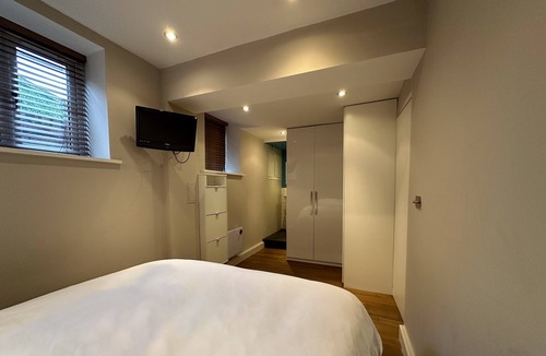 Whitefield Apartment | Beautiful 2 bed duplex apartment with gated parking.