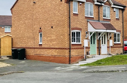 Weston by Wellend Villa | Beautiful 2-Bed Villa in Coventry