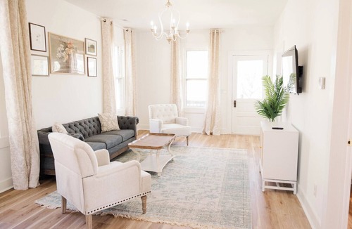 Victoria House | Beautiful 2 Bedroom, 1 Bath Home in Victoria, VA