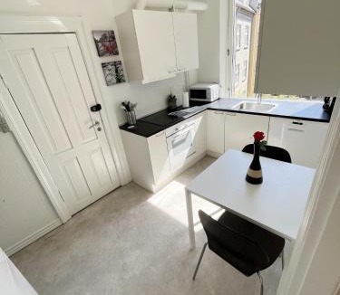 Aalborg Apartment | Beautiful 2 Bedroom Apartment on Borgergade