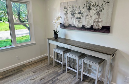 Hamilton House | Beautiful 2-bedroom cottage in Hamilton
