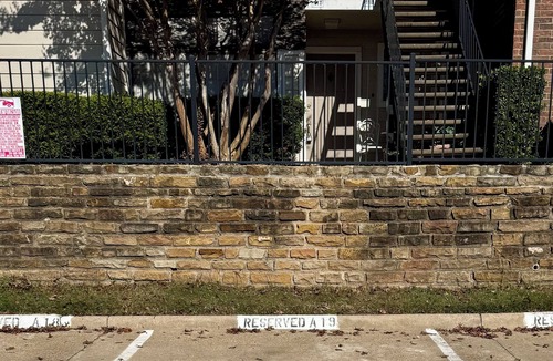 Garland Condo | Beautiful, 2-bedroom condo, walking distance from lake Ray Hubbard.
