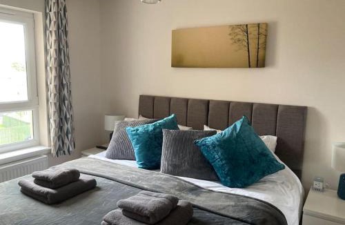 Carnoustie Apartment | Beautiful 2 bedroom flat overlooking golf course