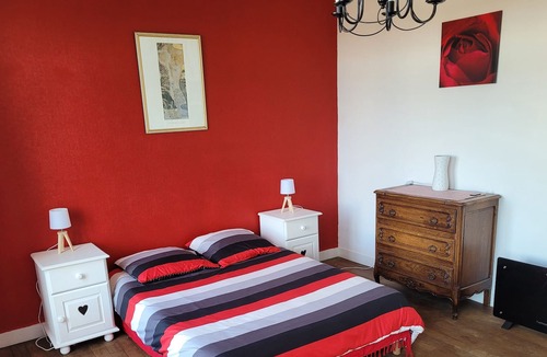 Chabanais Apartment | Beautiful 2 bedroom home in Chabanais.