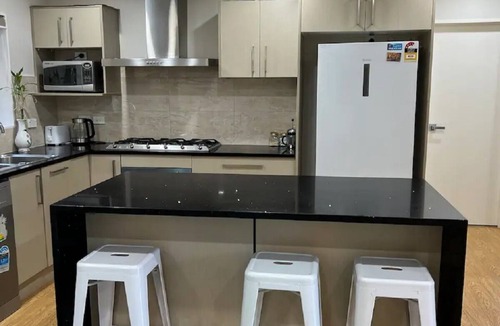 Manurewa House | Beautiful 2 bedroom house