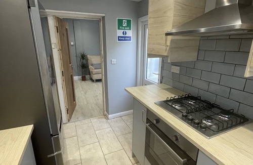 Abbey Wood House | Beautiful 2 bedroom house