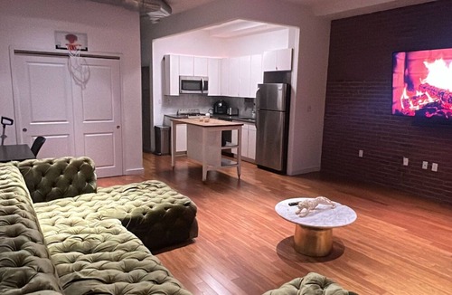 Port Morris Apartment | Beautiful 2 bedroom loft