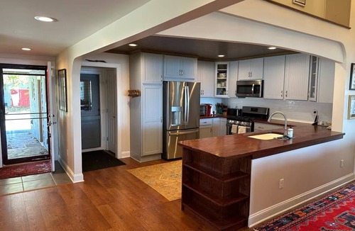 Town of Owasco House | Beautiful 2-bedroom Owasco Lakefront home