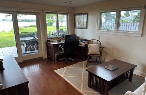 Town of Owasco House | Beautiful 2-bedroom Owasco Lakefront home