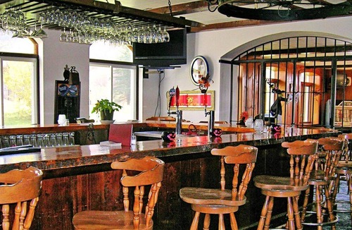 Franconia Apartment | Beautiful 2 bedroom unit at resort, sleeps 10