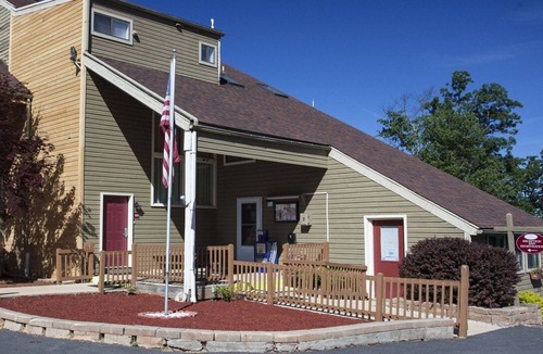 Tafton Apartment | Beautiful 2 bedroom unit at resort, sleeps 6