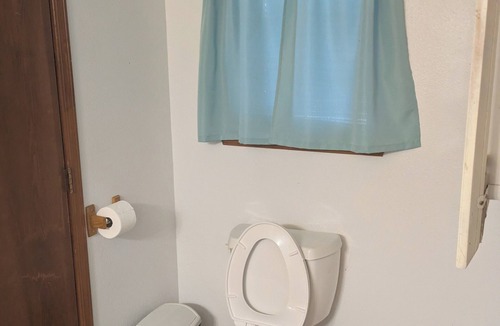 Burneyville Apartment | Beautiful 2-bedroom studio with AC in enjoyable Burneyville