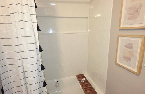 Foothill Farms House | Beautiful 2-bedroom building in charming Sacramento
