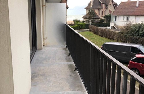 Benerville-sur-Mer Apartment | Beautiful 2 Pieces sea view