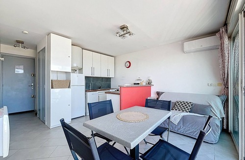 Palavas-les-Flots Apartment | Beautiful 2-room apartment with sea view in Palavas-les-Flots