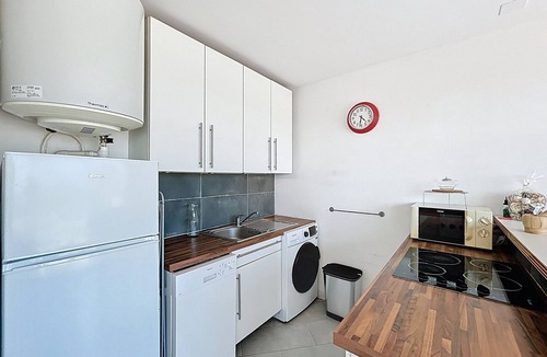 Palavas-les-Flots Apartment | Beautiful 2-room apartment with sea view in Palavas-les-Flots