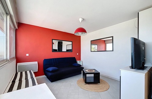 Palavas-les-Flots Apartment | Beautiful 2-room apartment with sea view in Palavas-les-Flots