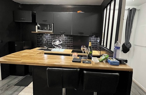 Saint-Denis Apartment | . Beautiful 2-room apartment on the outskirts of Paris - near Stade de France
