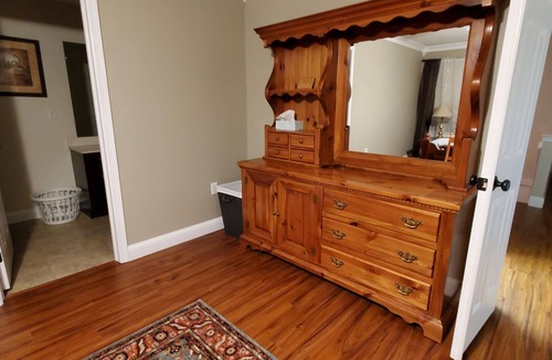 Ephrata House | Beautiful 2 story House with Fireplace