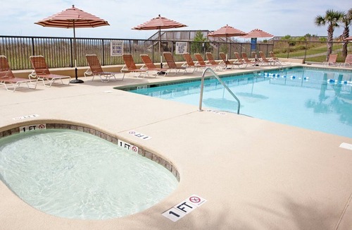 Ocean Drive Apartment | Beautiful 2 bedroom unit at resort, sleeps 6