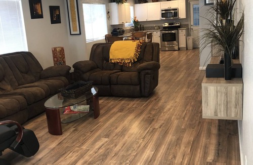 Rancho Oakey House | Beautiful 2b/1b home located in central of LV. Minutes away from the strip