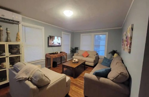 Del Mar Apartment | Beautiful 2bd Apartment near the Bay and Downtown