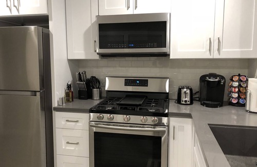 Glendale Apartment | Beautiful 2bed1bath Apt w/Laundry and parking