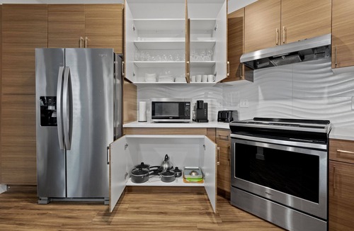 Riverside Apartment | Beautiful 2BR in Riverside 5274